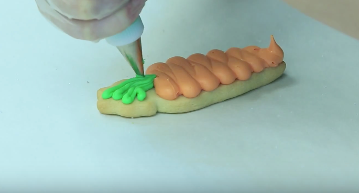 Carrot Cookie Decorating Tips with Barbee Cookies