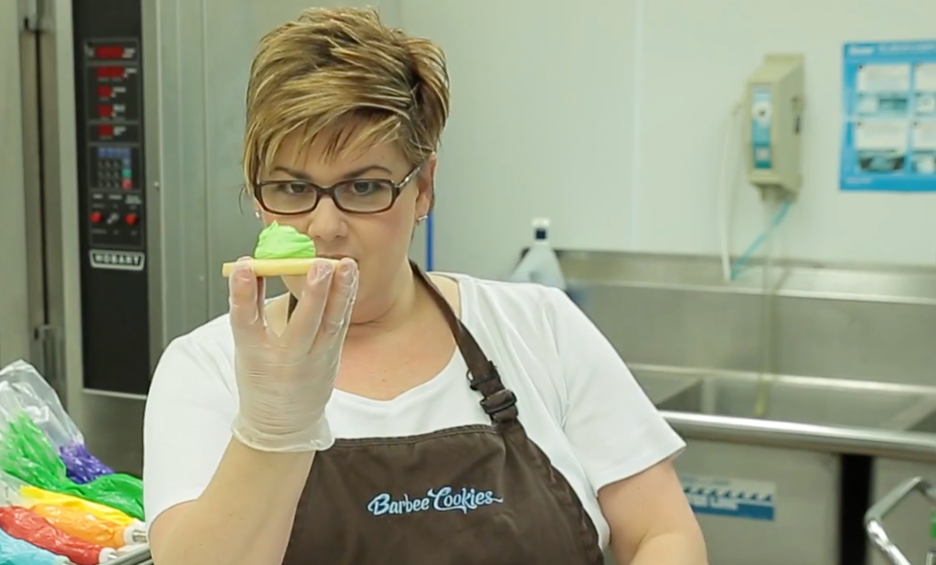 Pot of Gold Cookie Decorating Tips with Barbee Cookies